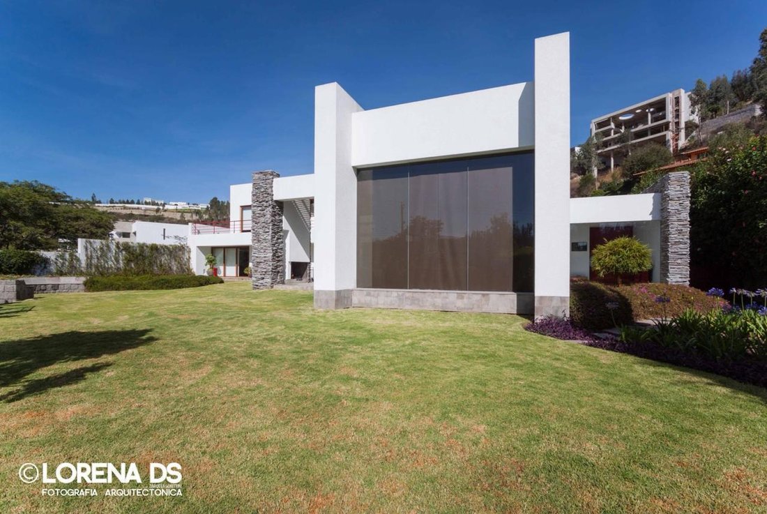 House in Quito, Pichincha, Ecuador 3 - 18056304