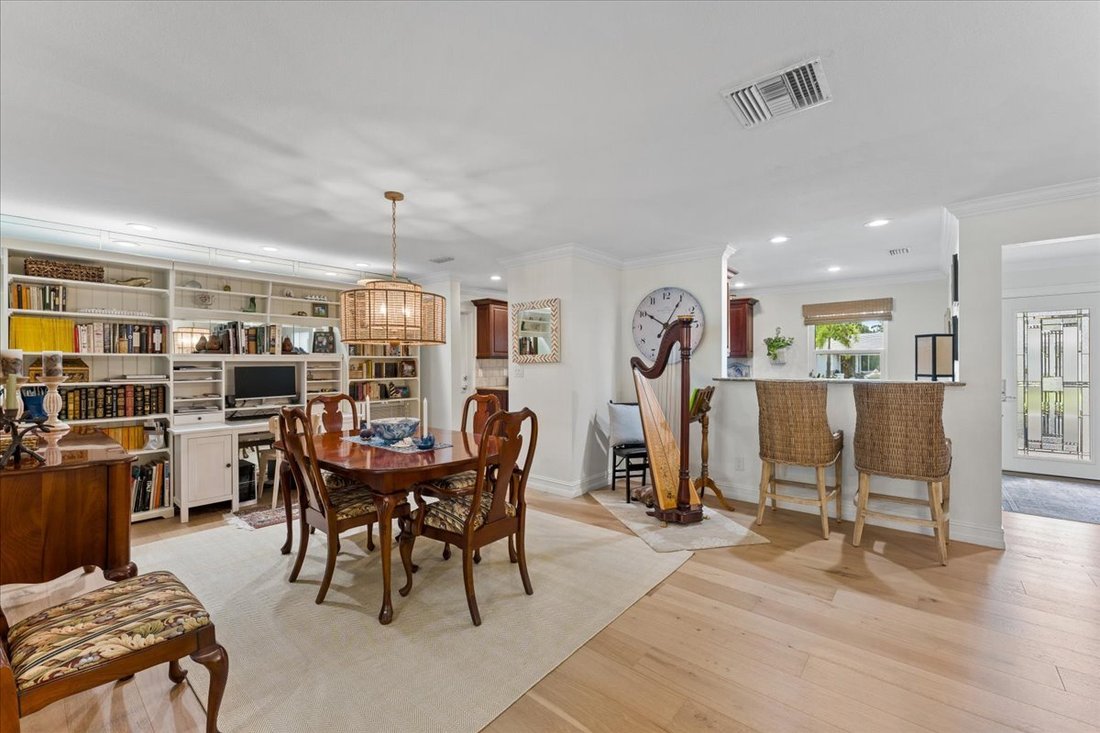 House in Seminole, Florida, United States 3 - 18055560
