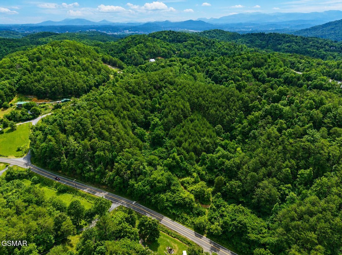 Land in Sevierville, Tennessee, United States 4 - 18059270