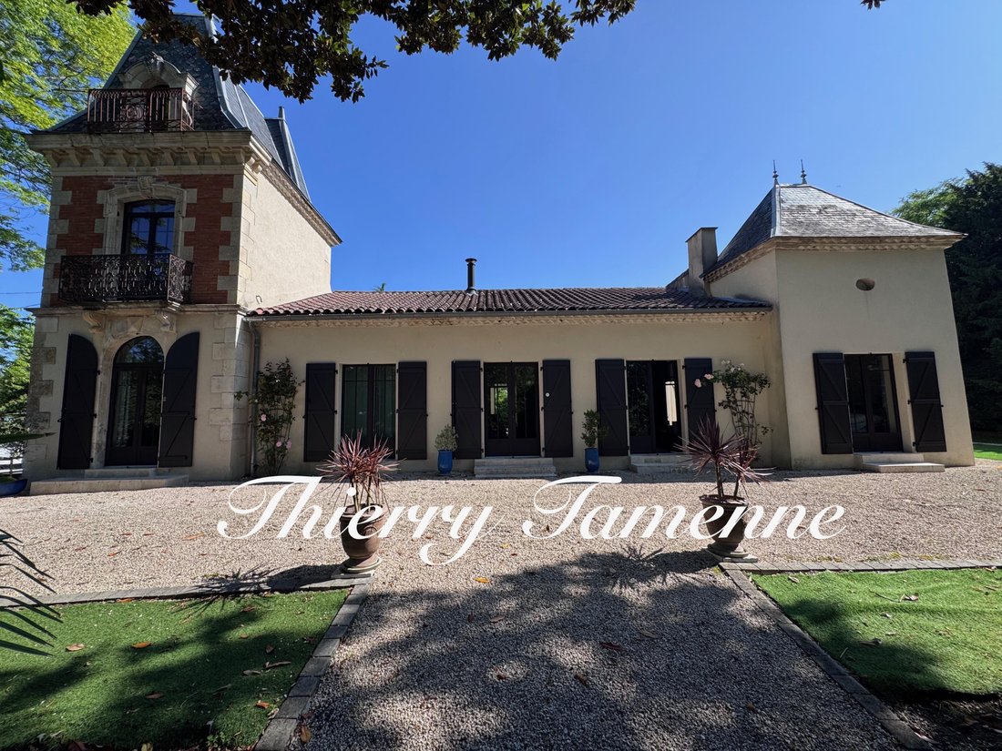 House in Mezin, Nouvelle-Aquitaine, France 1 - 18055486