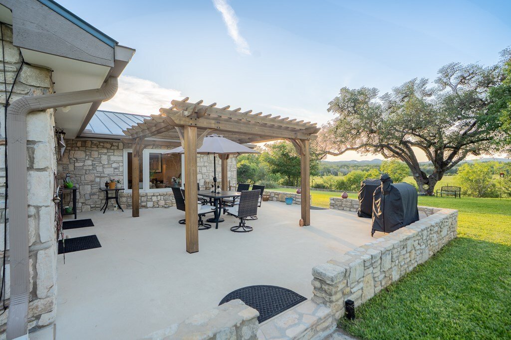 House in Pipe Creek, Texas, United States 3 - 18057448