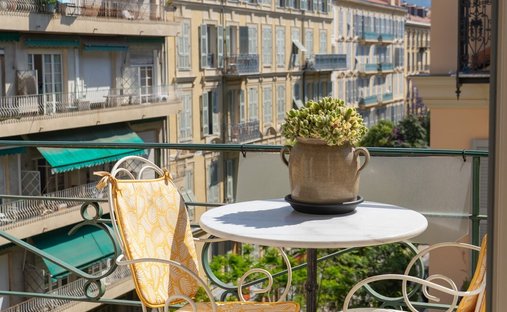 Apartment in Fleurs-Gambetta, Nice, France 1
