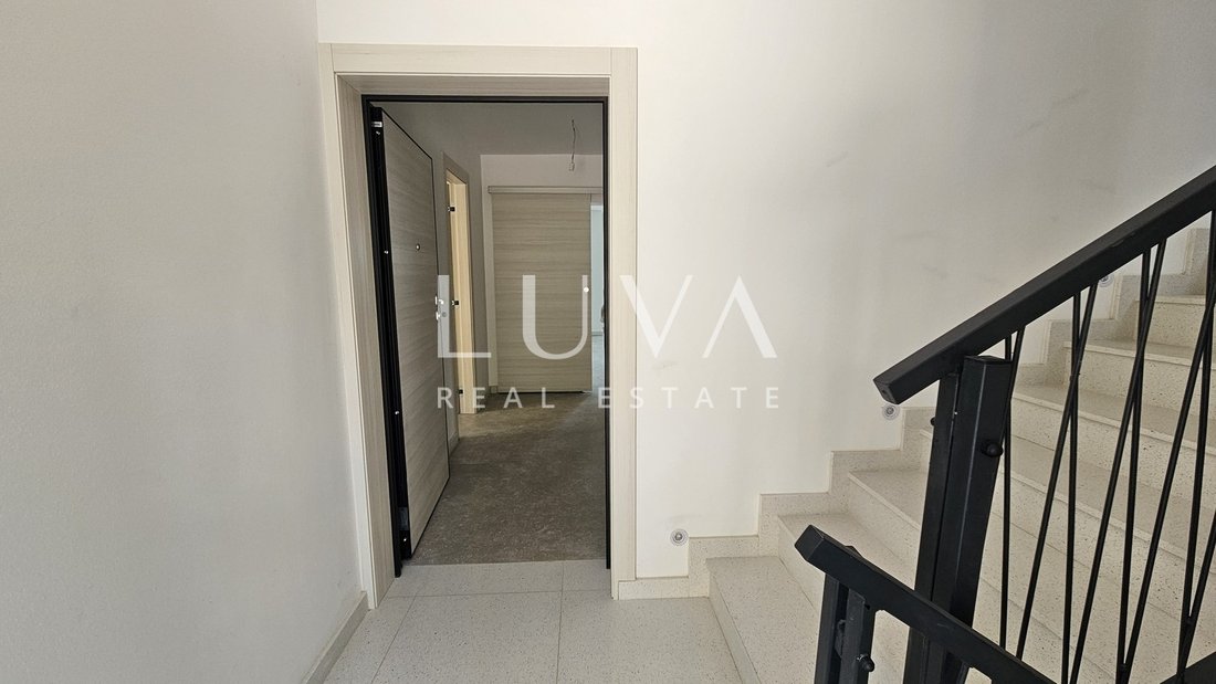 Appartamento a Jesenice, Regione spalatino-dalmata, Croazia 5 - 18029910