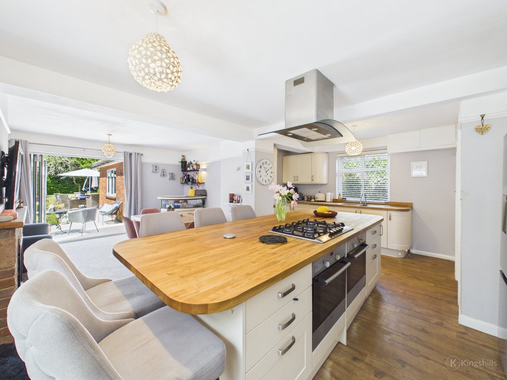 House in Holmer Green, Little Missenden, England 4 - 18055489