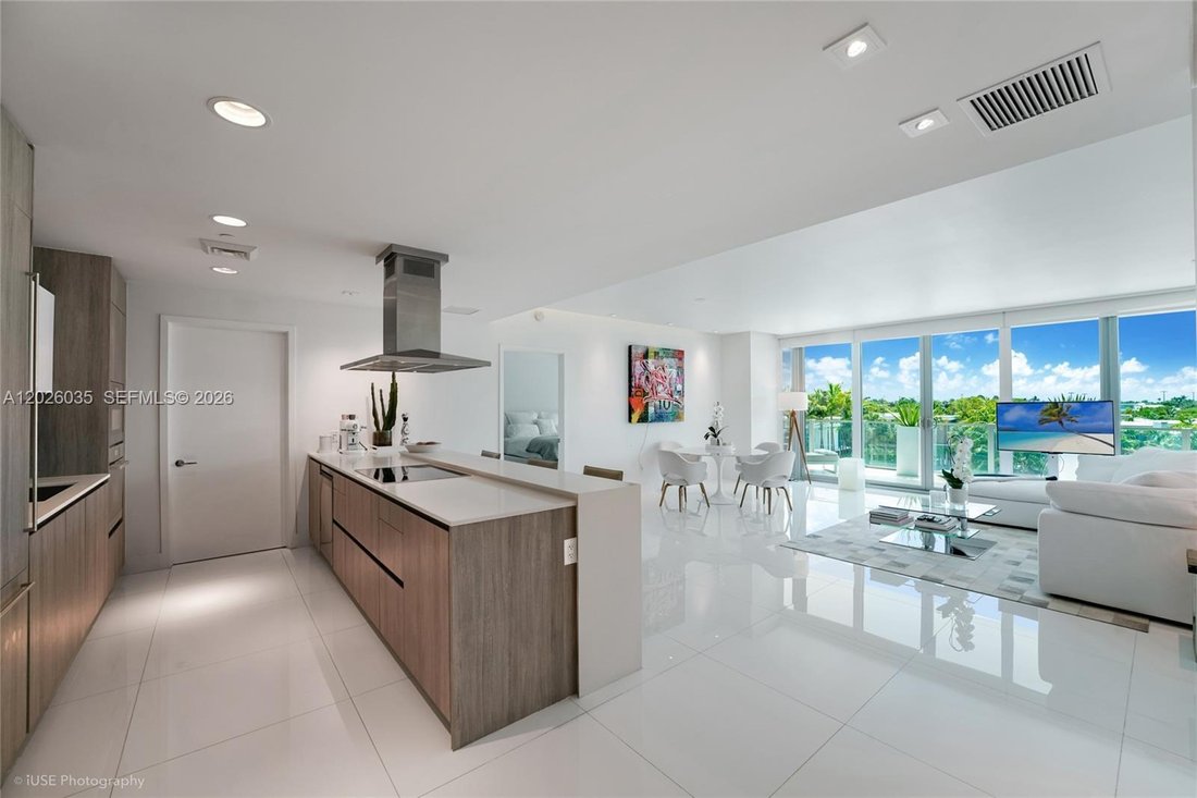 Condo in Key Biscayne, Florida, United States 5 - 18057942