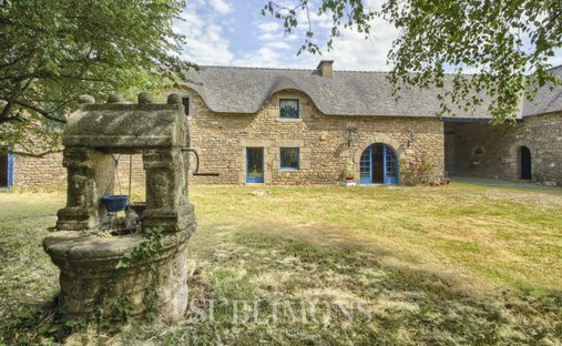 Farm Ranch in Nostang, Brittany, France 1