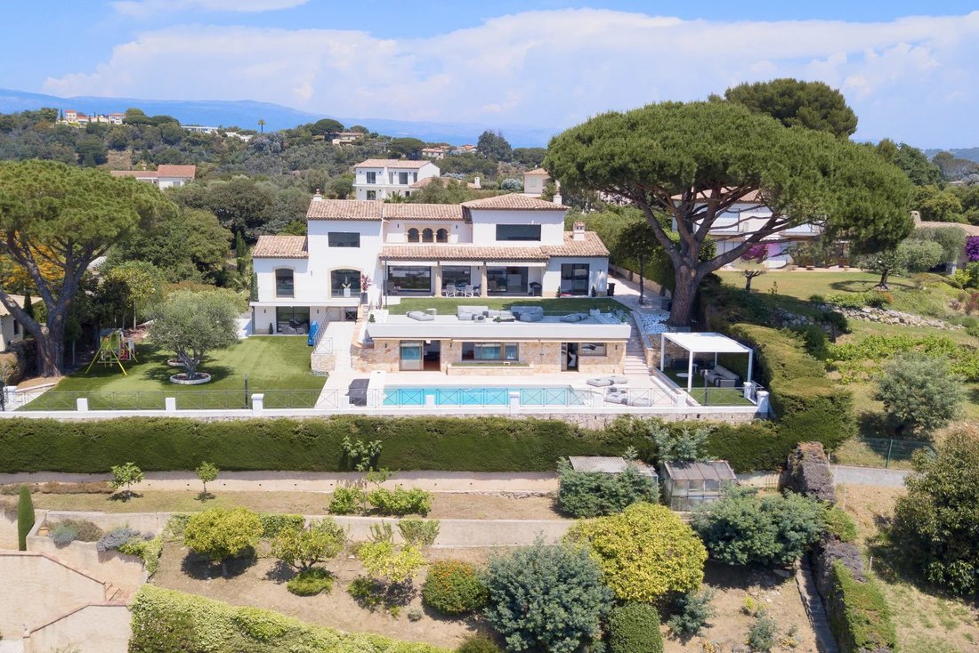 Villa in Mougins, Provence-Alpes-Côte d'Azur, France 3 - 18054864
