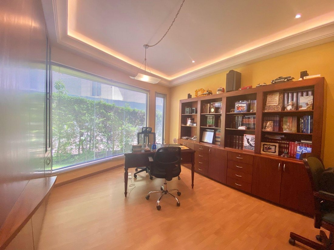 House in Quito, Pichincha, Ecuador 5 - 18056334