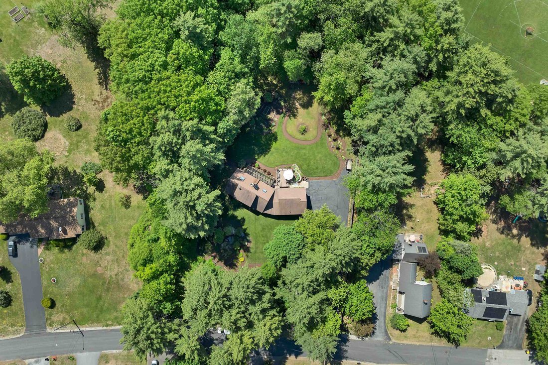 House in Gilford, New Hampshire, United States 3 - 18059324