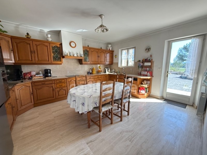 House in Lauris, Provence-Alpes-Côte d'Azur, France 4 - 18055714