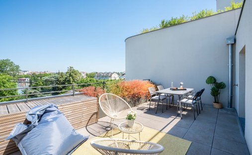 Apartment in Centre Ville-Commerce, Enghien-les-Bains, France 1