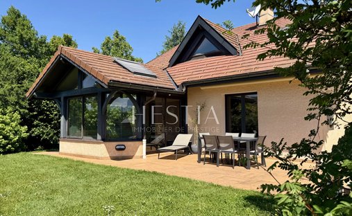 House in Groisy, Auvergne-Rhône-Alpes, France 1