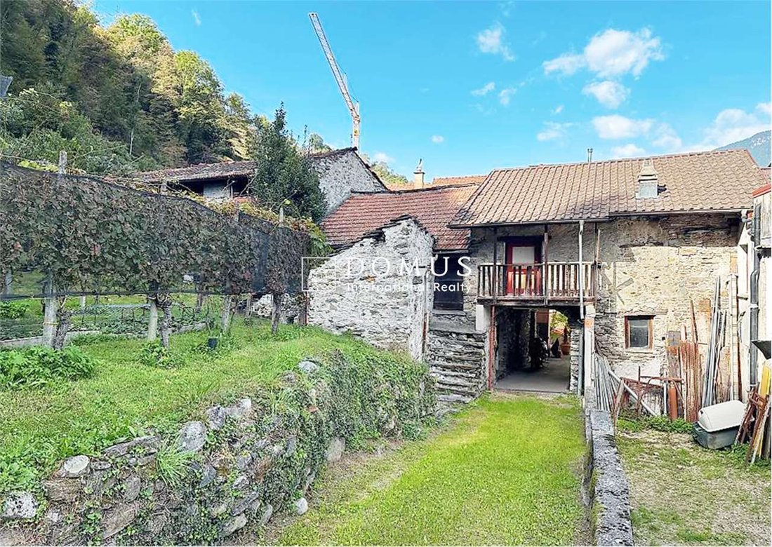 Anwesen in Bellinzona, Tessin, Schweiz 1 - 18057215