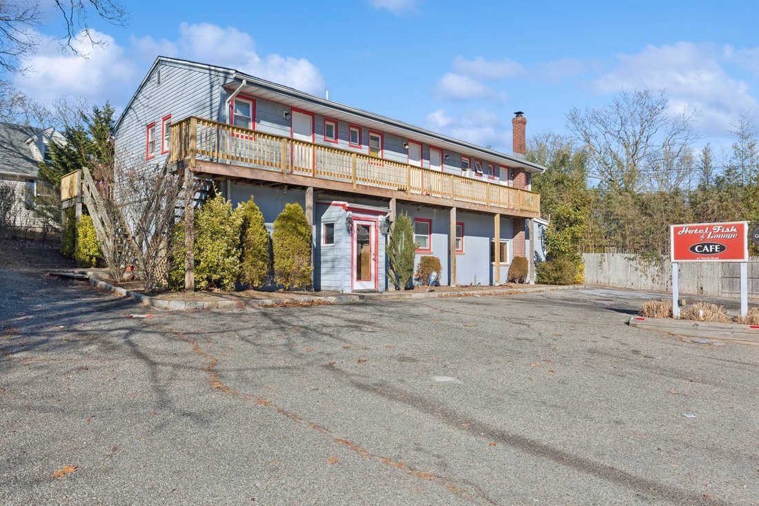 House in Hampton Bays, New York, United States 1 - 18057209