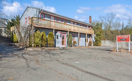 House in Hampton Bays, New York, United States 1