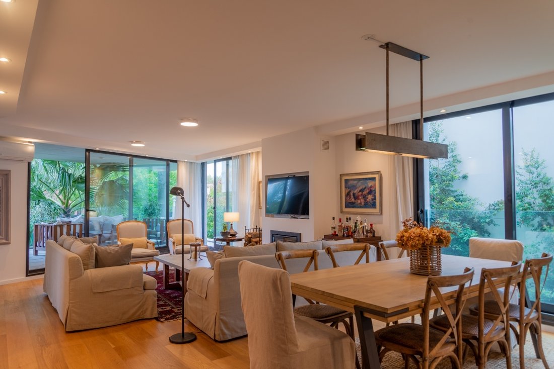 Apartment in Montevideo, Departamento de Montevideo, Uruguay 1 - 18054886