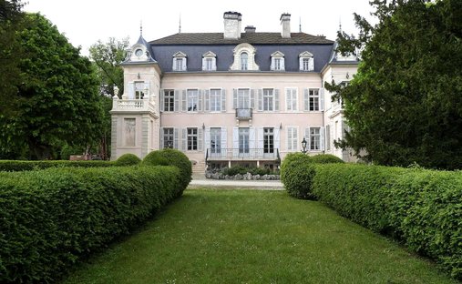 Chateau in Gemeaux, Bourgogne – Franche-Comté, France 1