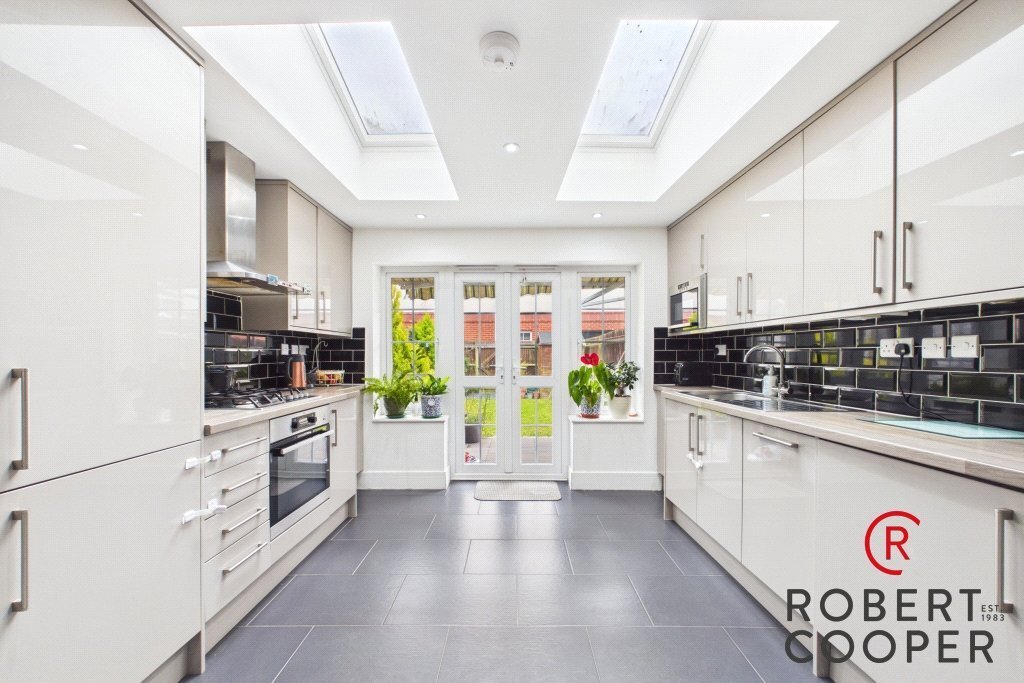 House in Eastcote, Hillingdon, England 3 - 18055158