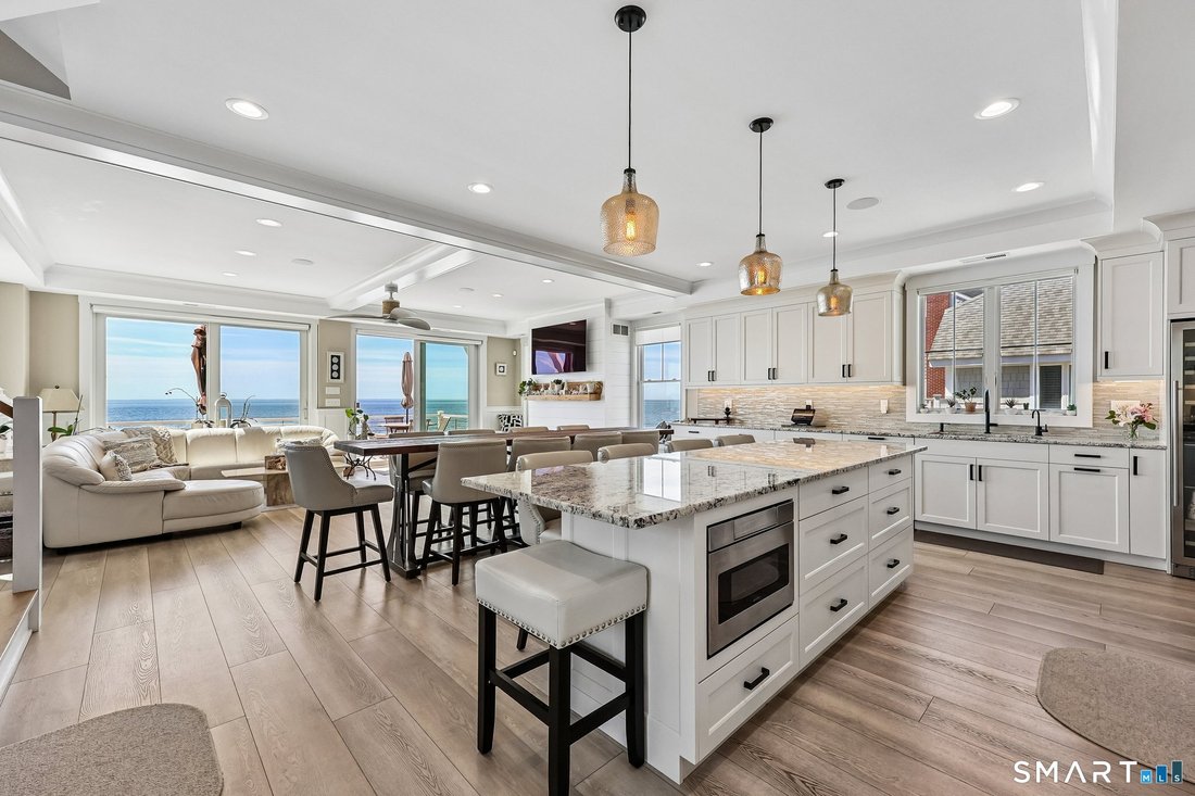 House in Clinton, Connecticut, United States 2 - 18058782