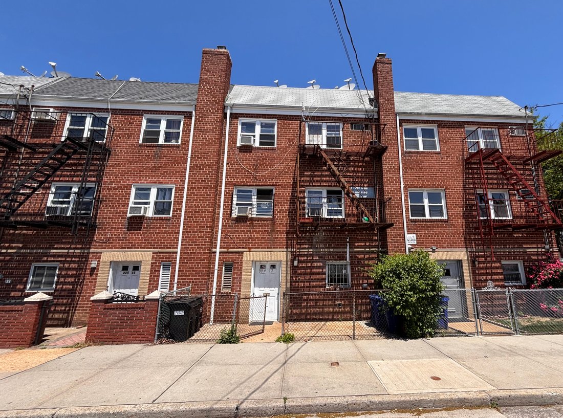 House in New York, New York, United States 1 - 18056245