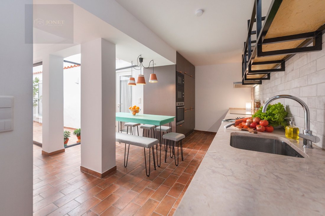 House in Santa Maria Maior, Lisbon, Portugal 4 - 18059012