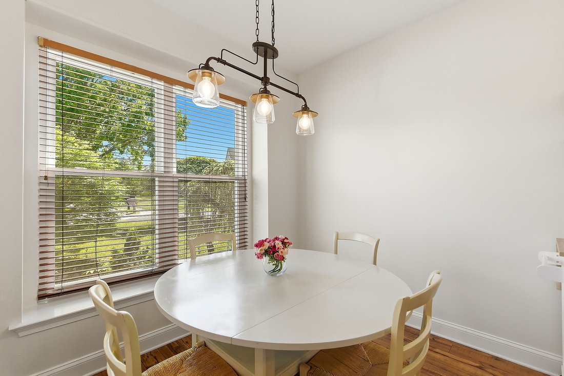 House in Freehold Township, New Jersey, United States 2 - 18055598