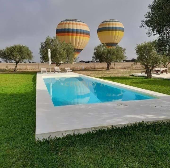 Villa in Santa Vitoria e Mombeja, Beja District, Portugal 1 - 18058663