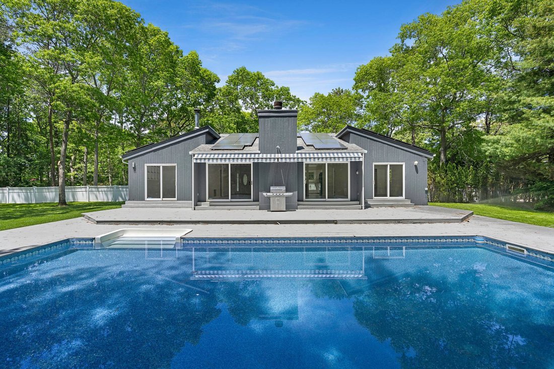 House in Hampton Bays, New York, United States 2 - 18057080