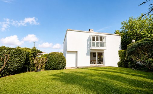 House in Gare-Saint Michel, Les Sables-d'Olonne, France 1