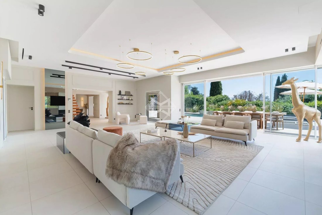Villa in Mougins, Provence-Alpes-Côte d'Azur, France 4 - 18054728
