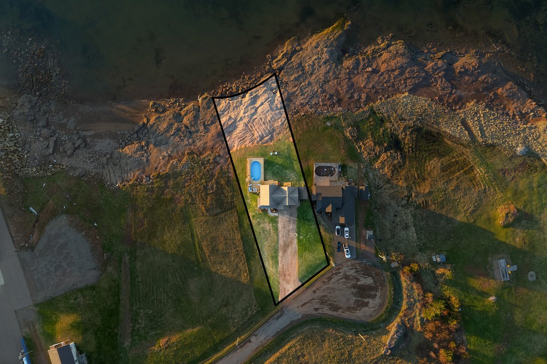 House in Cap-Pelé, New Brunswick, Canada 5 - 18056190