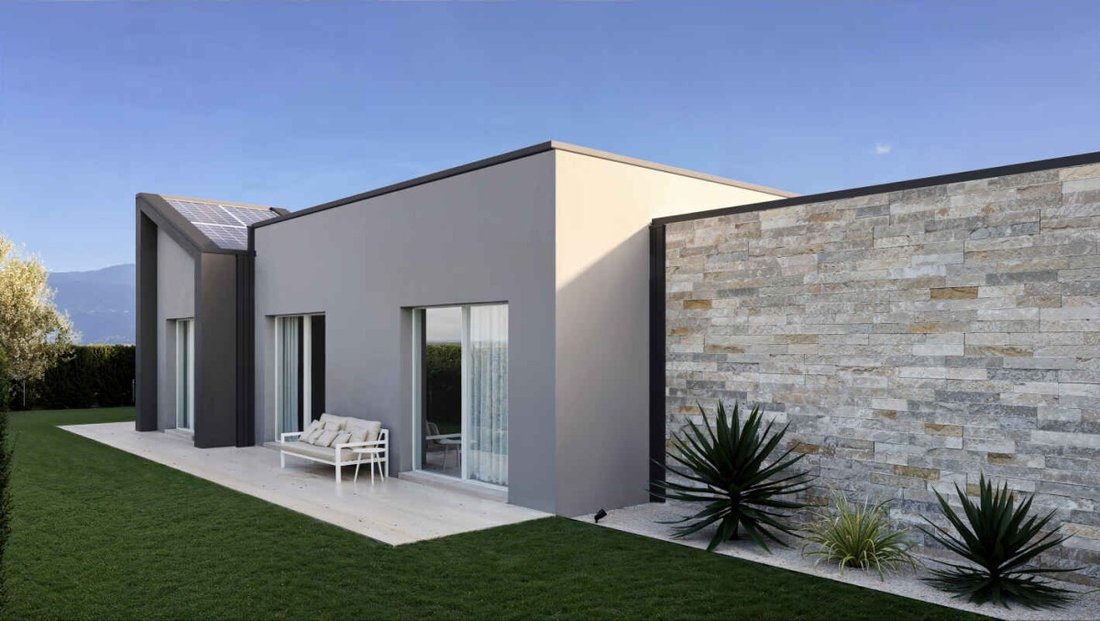 Villa in Moniga del Garda, Lombardy, Italy 2 - 18054824