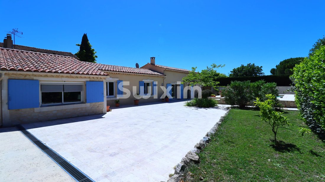Villa in Saint-Rémy-de-Provence, Provence-Alpes-Côte d'Azur, France 2 - 18055518