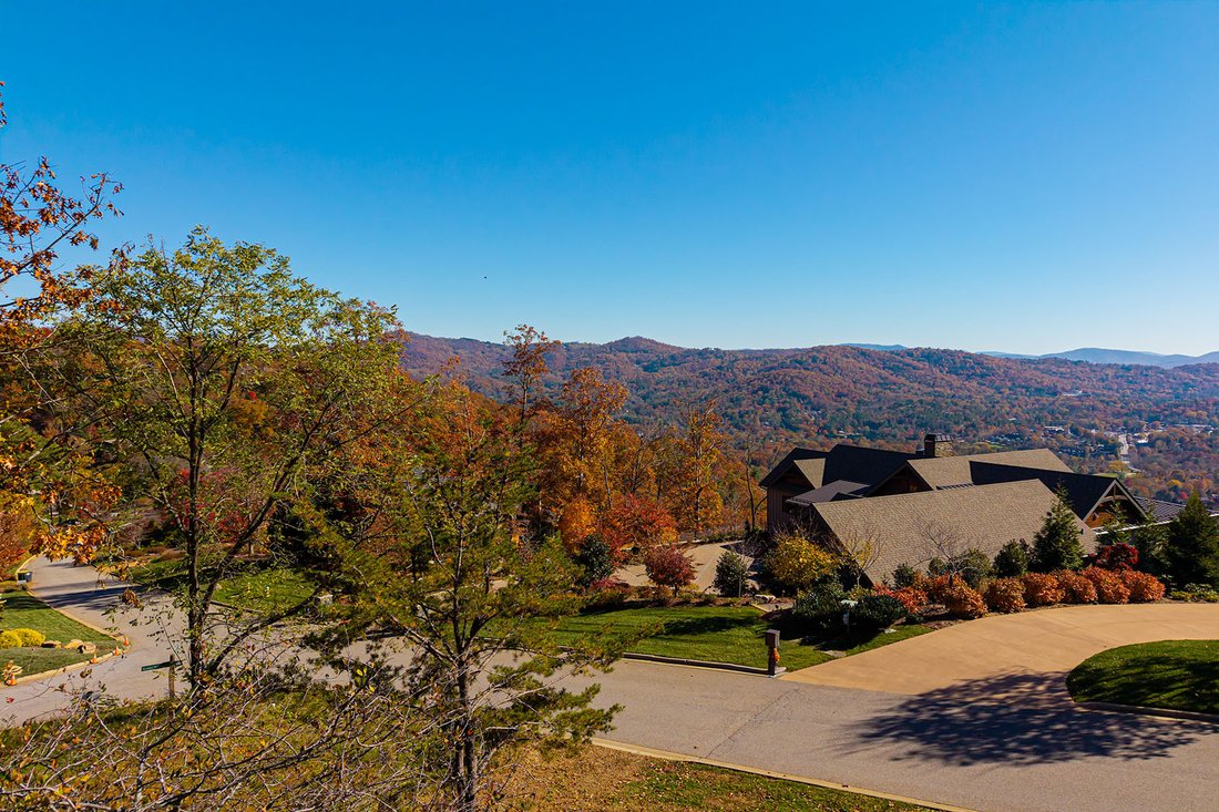 Land in Asheville, North Carolina, United States 4 - 18059810