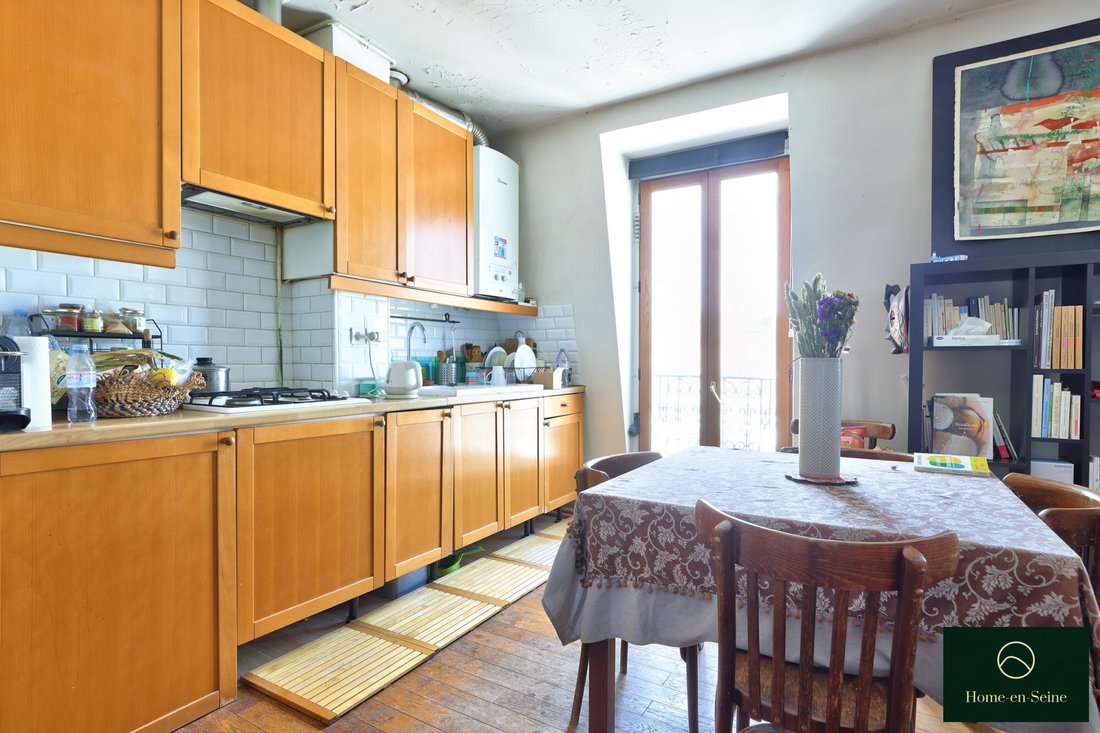 Apartment in Amiraux-Simplon-Poissonniers, Paris 18e Arrondissement, Paris 5 - 18059912