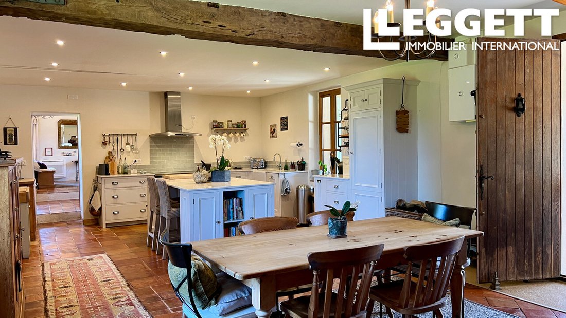 Farm Ranch in Lauzun, Nouvelle-Aquitaine, France 5 - 18054881