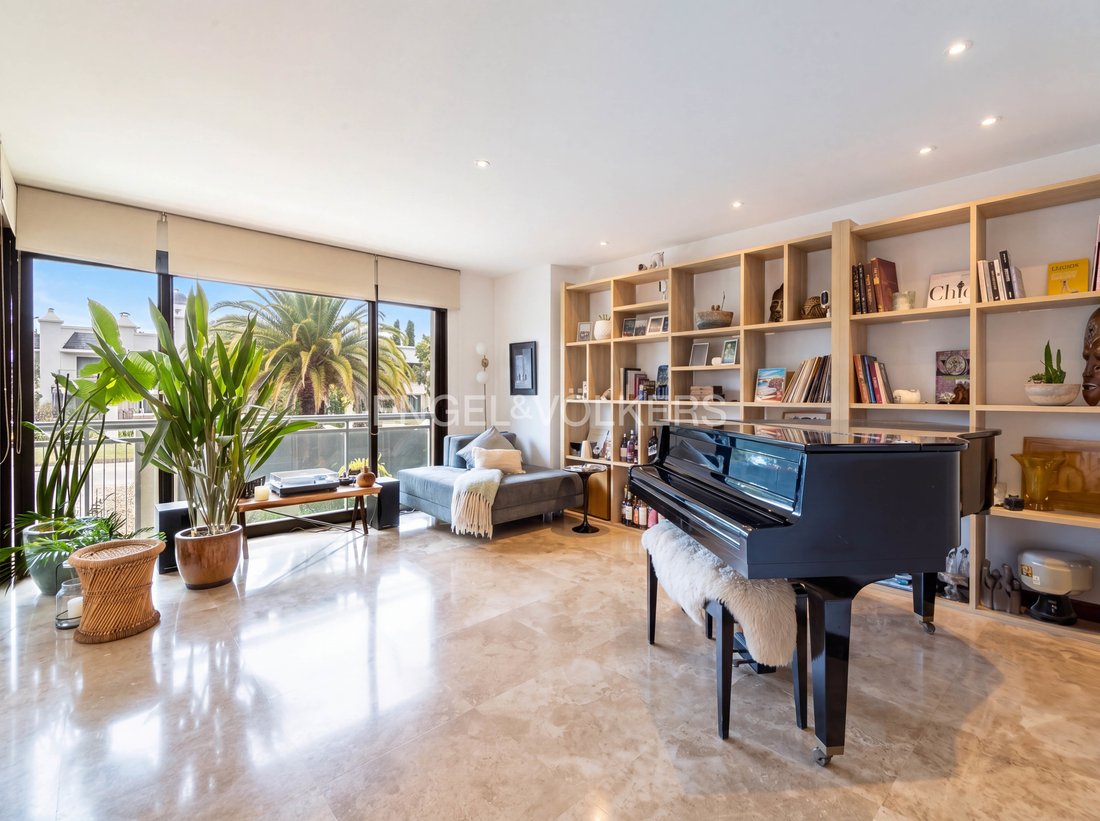 Apartment in Montevideo, Departamento de Montevideo, Uruguay 2 - 18056157