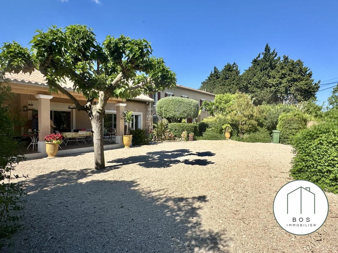 Country House in Orange, Provence-Alpes-Côte d'Azur, France 3 - 18049450