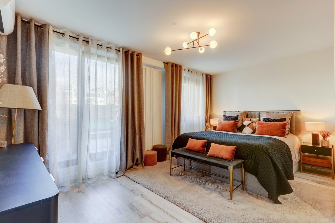 Apartment in La Plaine des Sablons, Neuilly-sur-Seine, France 3 - 18059738