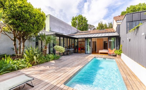 House in Saint Bruno-Saint Augustin, Bordeaux, France 1