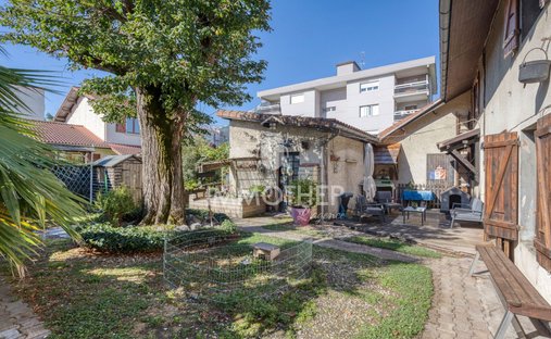 House in Pacalaire, Seyssinet-Pariset, France 1