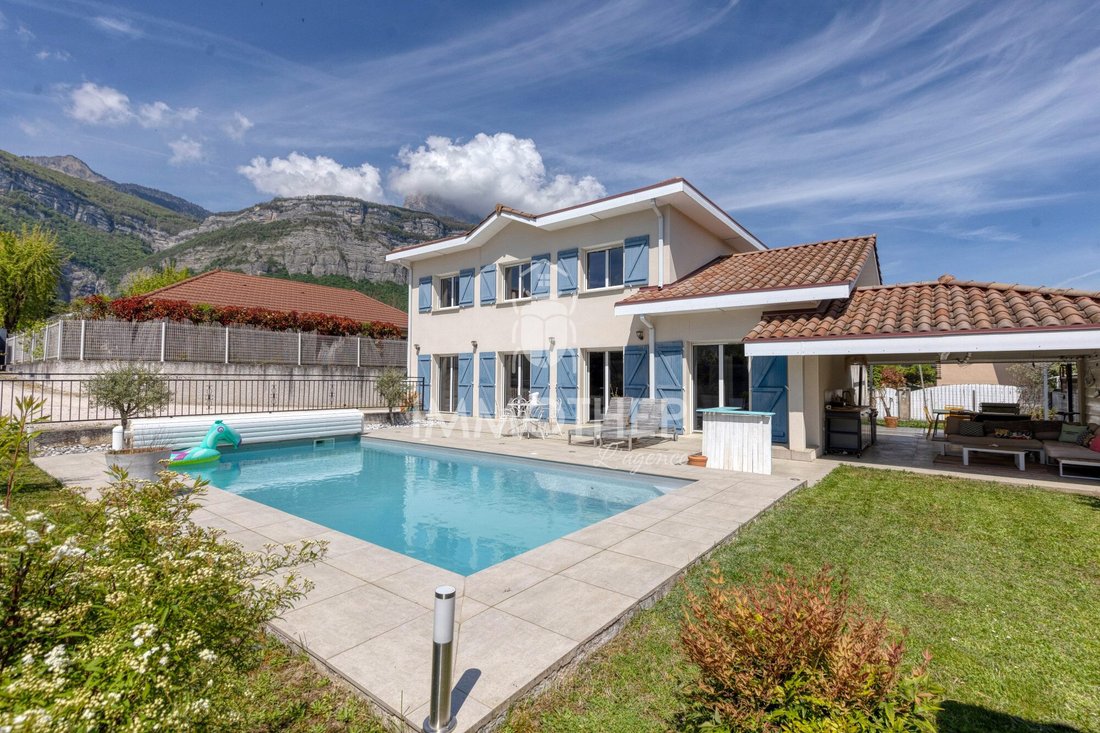 House in Bernin, Auvergne-Rhône-Alpes, France 2 - 17936516