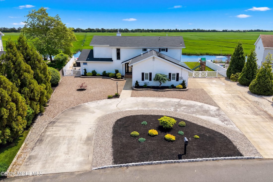 House in Little Egg Harbor Township, New Jersey, United States 2 - 18060142