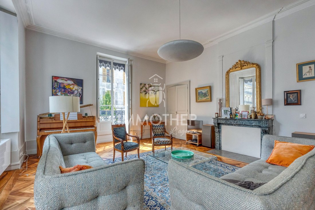Apartment in Centre-ville - Victor Hugo, Grenoble, France 2 - 16942176