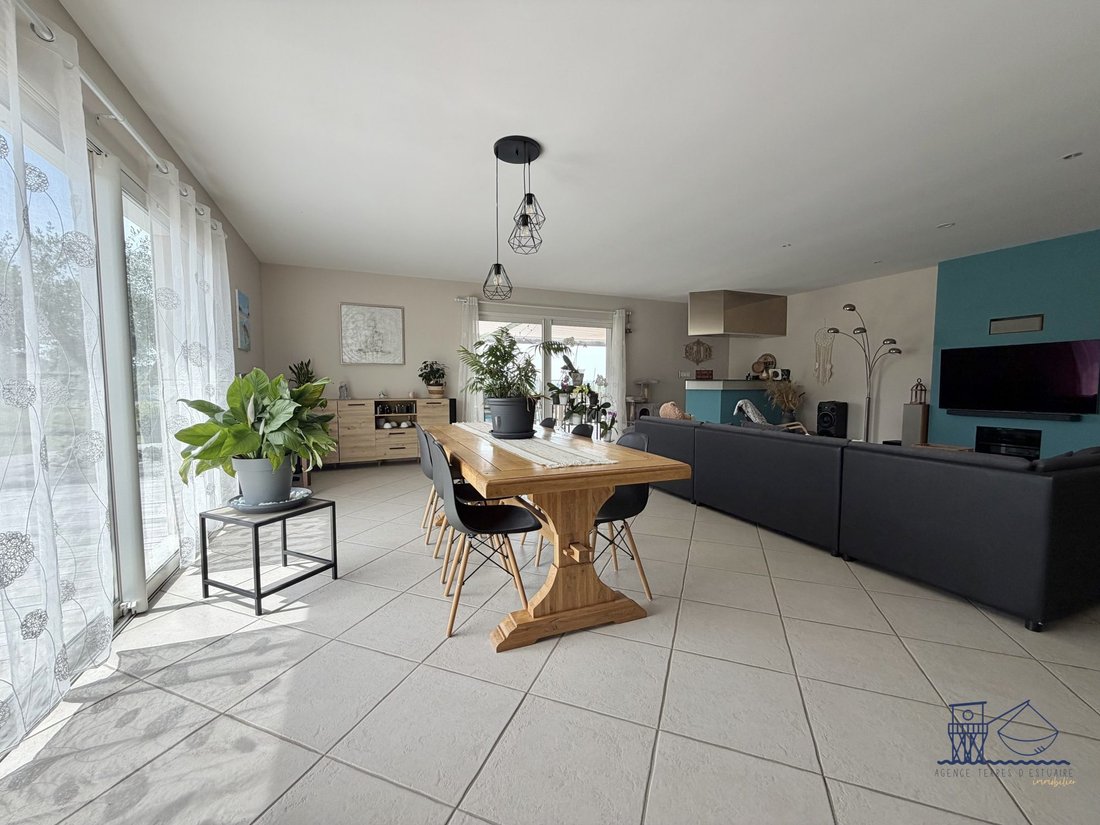 House in Floirac, Nouvelle-Aquitaine, France 4 - 18059871