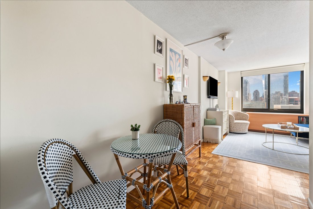 Condo in New York, New York, United States 3 - 18059750