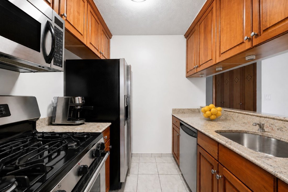 Condo in New York, New York, United States 5 - 18059750