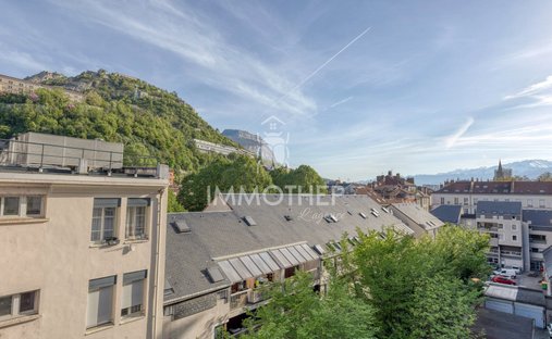 Apartment in Centre-ville - Victor Hugo, Grenoble, France 1