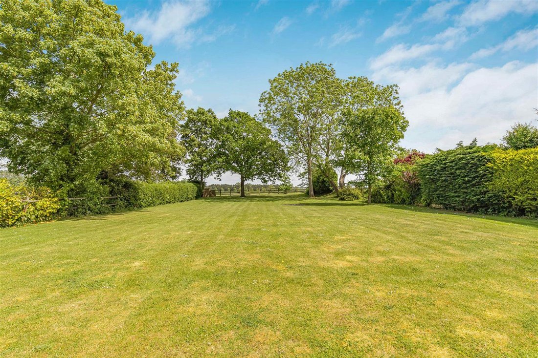 House in Cheveley, England 2 - 17486916