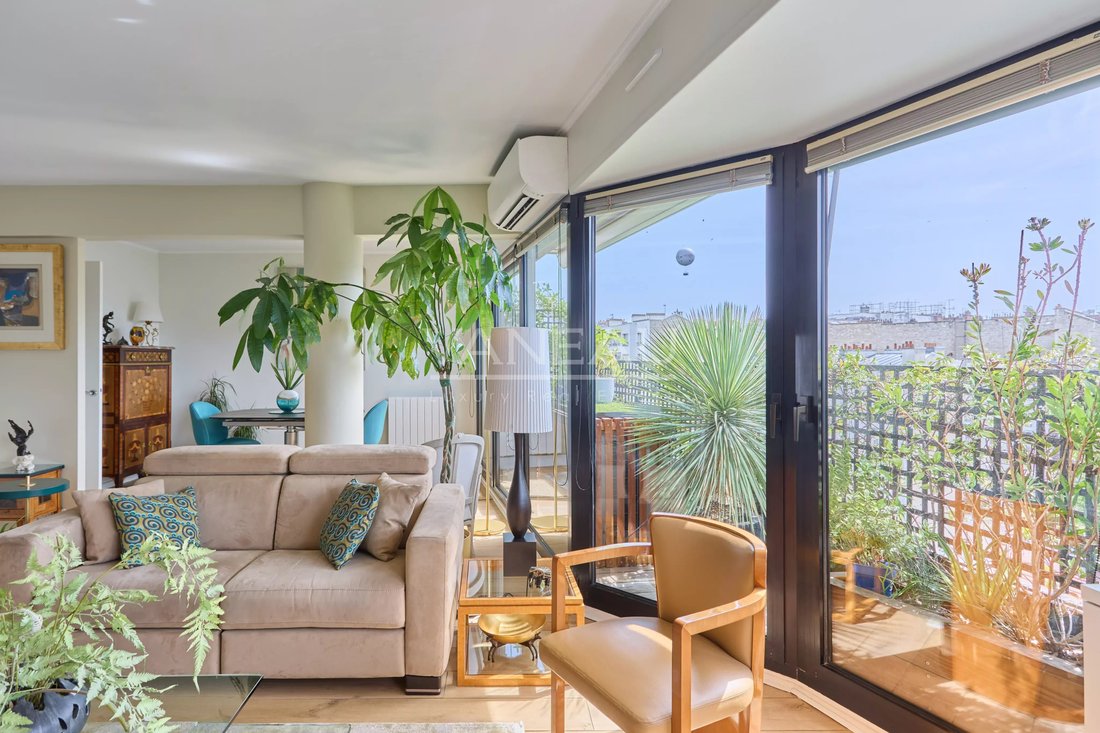 Apartment in Auteuil Sud, Paris 16e Arrondissement, Paris 3 - 18060342